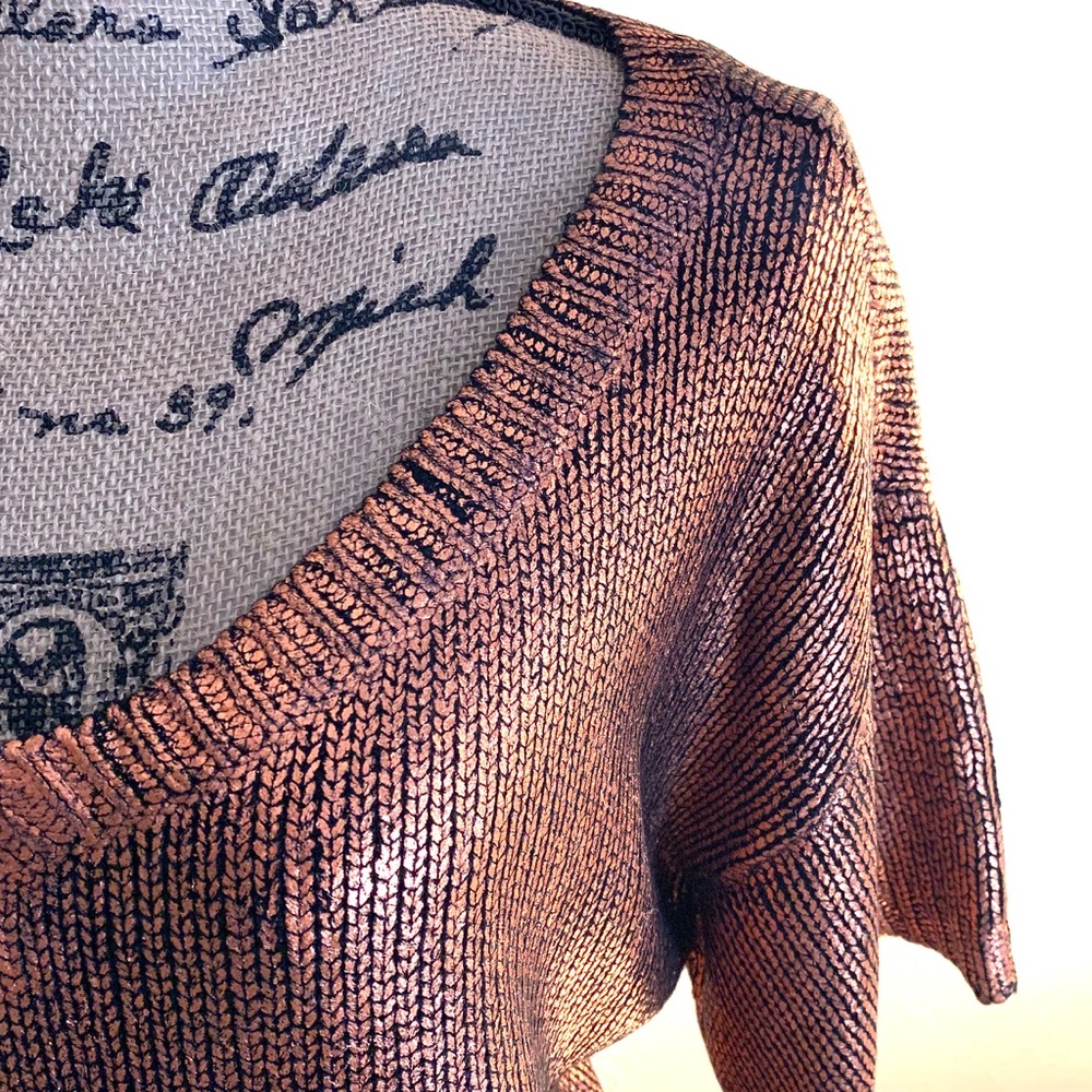 Classic Nicole by Nicole Miller knitwear 🔥